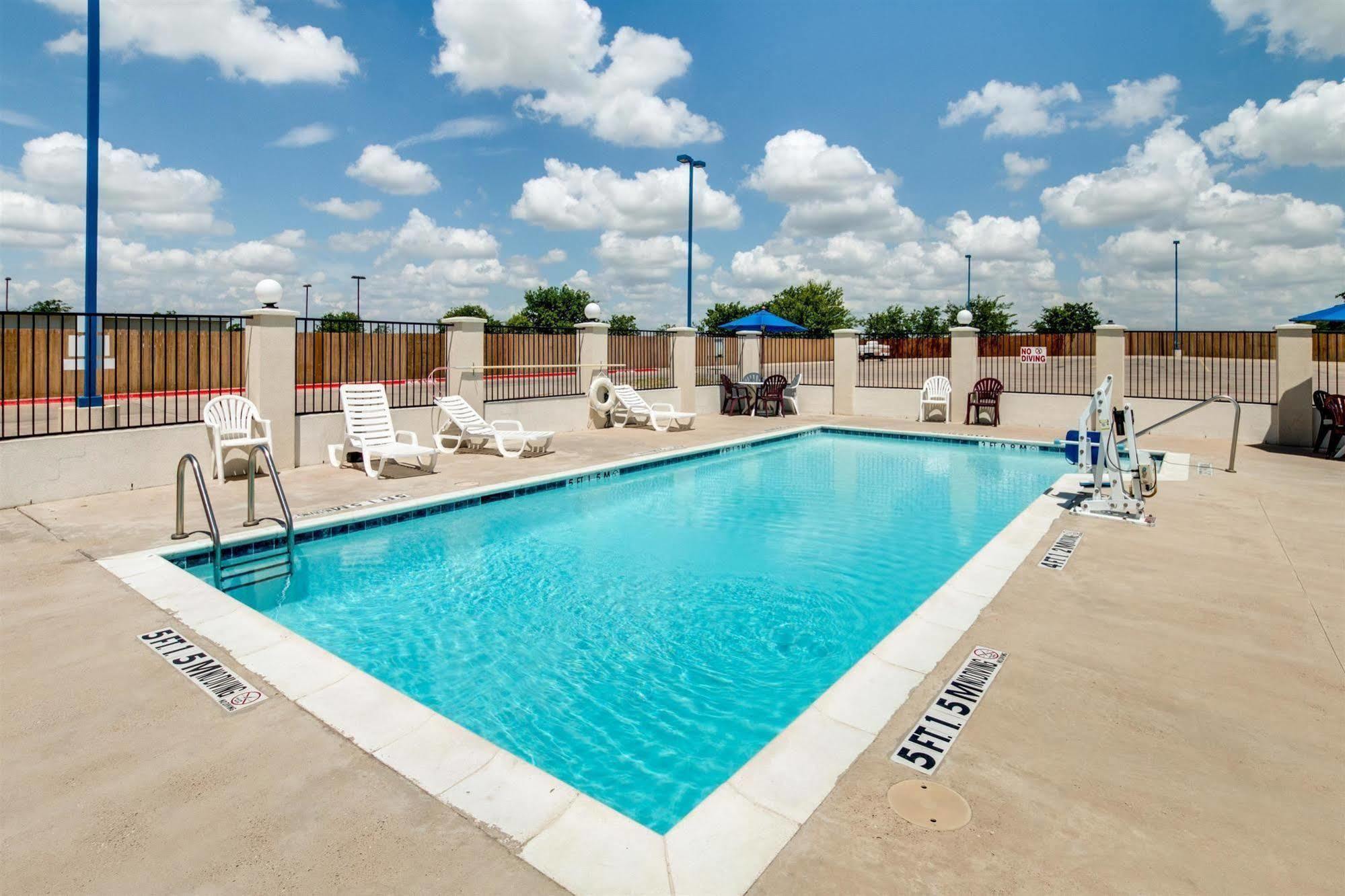 Motel 6-Cleburne, TX Eksteriør billede