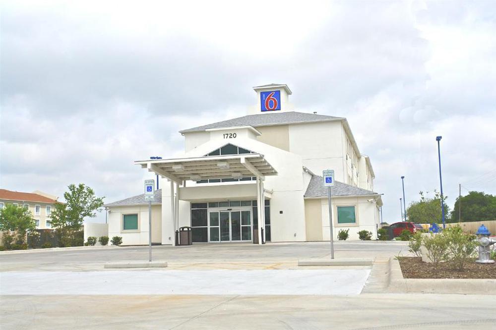 Motel 6-Cleburne, TX Eksteriør billede